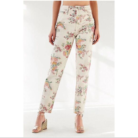 BDG-HIGH Rise Floral Mom Jeans (Size:28) - Picture 2 of 11